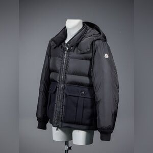 Moncler Black Vitoux Down Jacket - Size 1